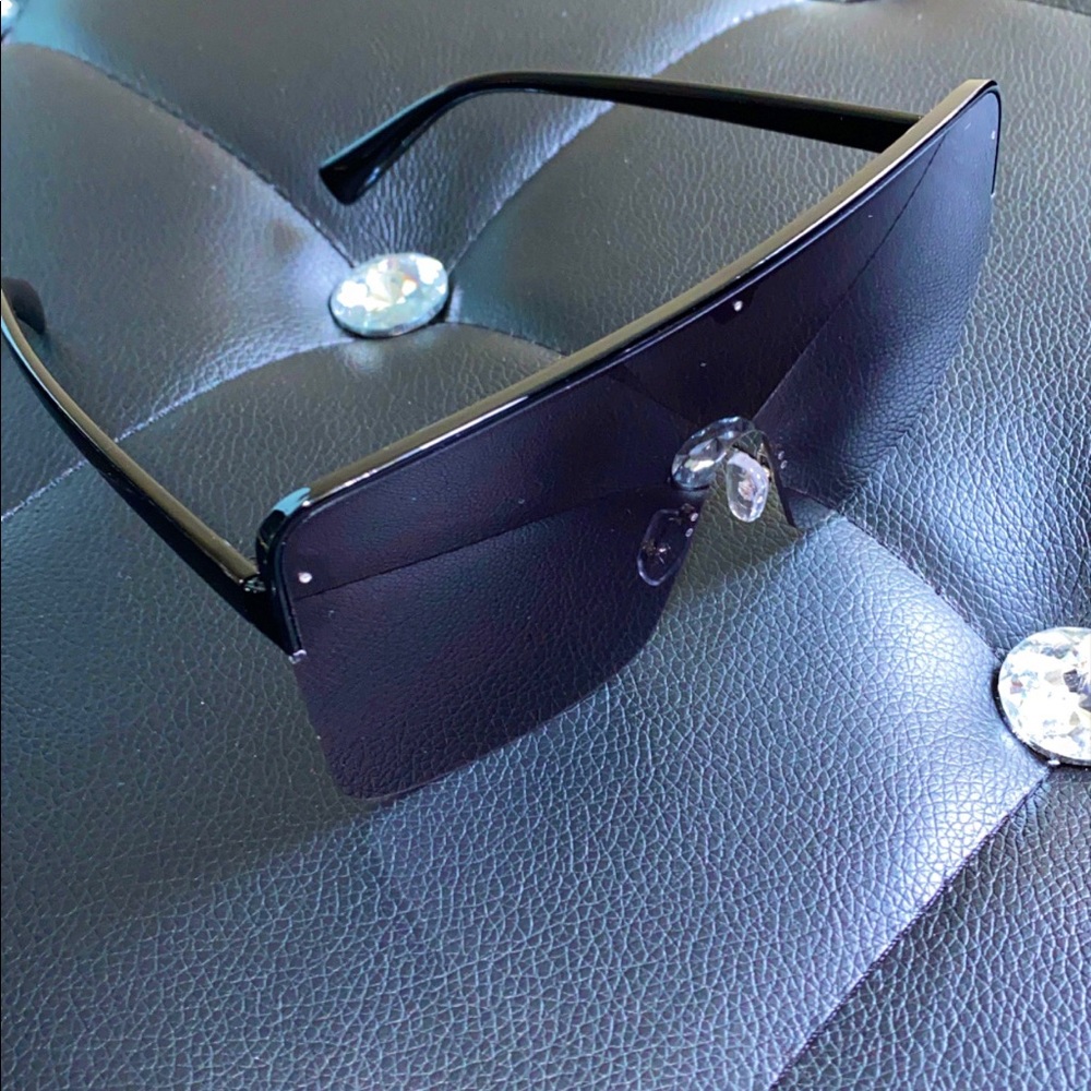 shades